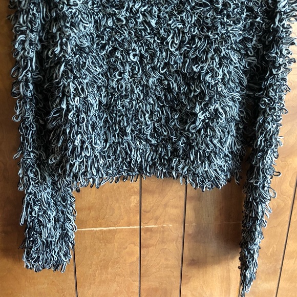 For Love and Lemons Knitz Joplin Shaggy Gray Black Fuzzy Sweater Pullover XS EUC - Picture 7 of 12